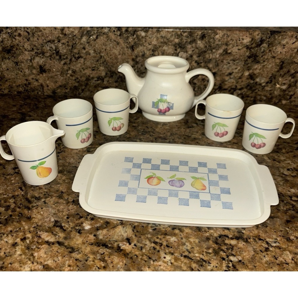 Vintage Toy Kids Plastic Tea Set Floral 7 Piece Toy Dishes - Picture 1 of 2